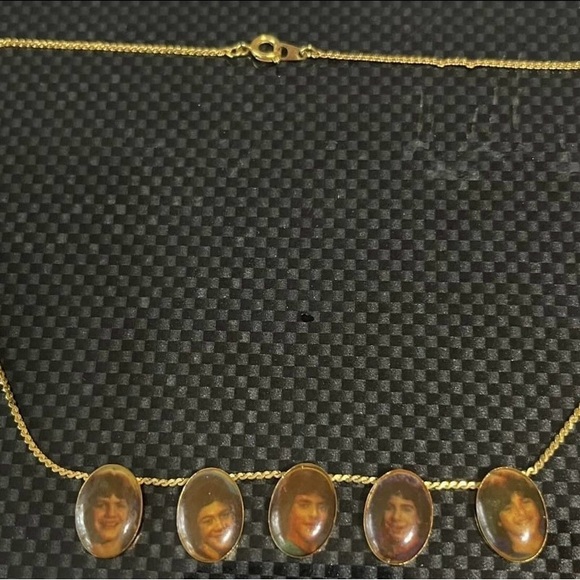 Vintage Two Menudo Goldtone Necklace 24K Gold Electroplated - Picture 4 of 5